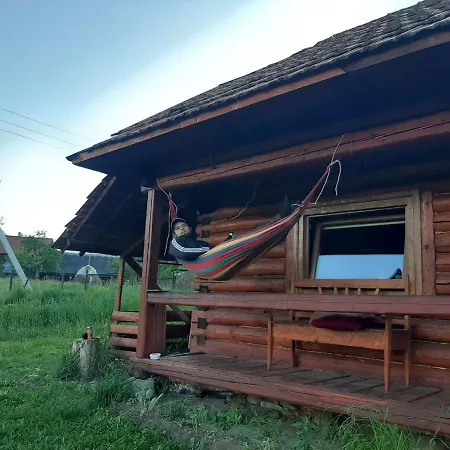 затишна хата Huklyvyy